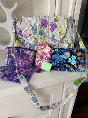 VERA BRADLEY LOT BUNDLE X 5 Purse & 
Accessories NEW Assorted DEAL!!